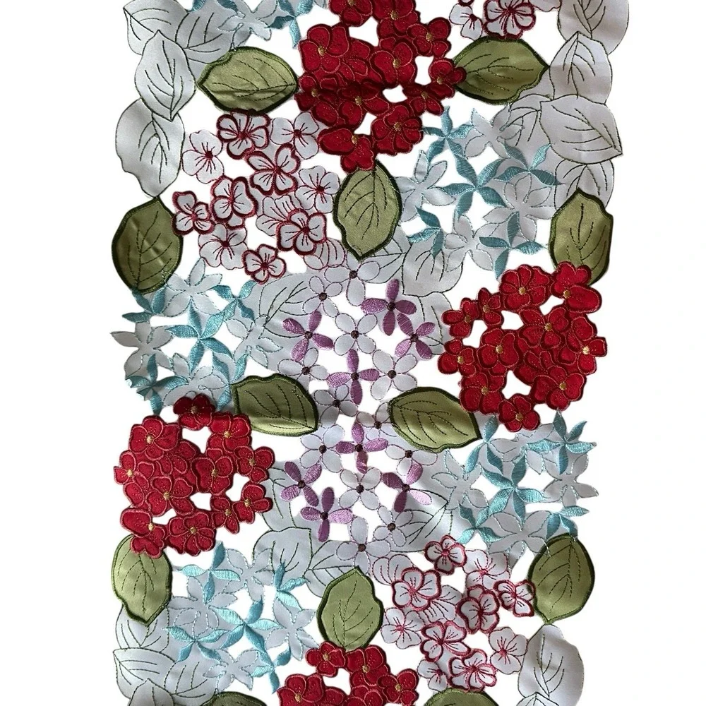 Vintage Sonoma Life Style Table‎ Runner 13x36 inch Cut Out Flower Multicolor